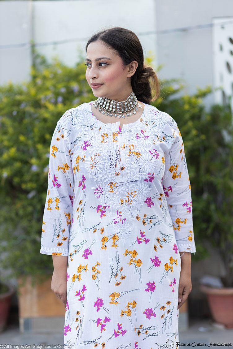 HOT PINK ZOYA MULMUL CHIKANKARI STRAIGHT KURTA