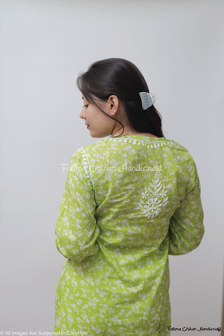 GREEN IBADAT MULMUL COTTON STRAIGHT CHIKANKARI KURTI