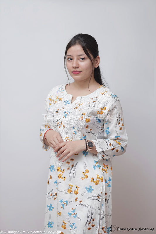 LIGHT BLUE ZOYA MULMUL CHIKANKARI STRAIGHT KURTA