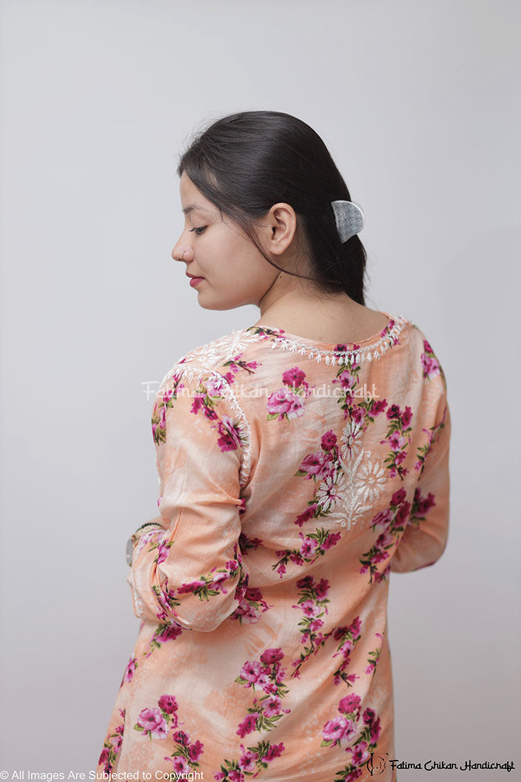 EILA PEACH FLORAL MULMUL CHIKANKARI STRAIGHT KURTA
