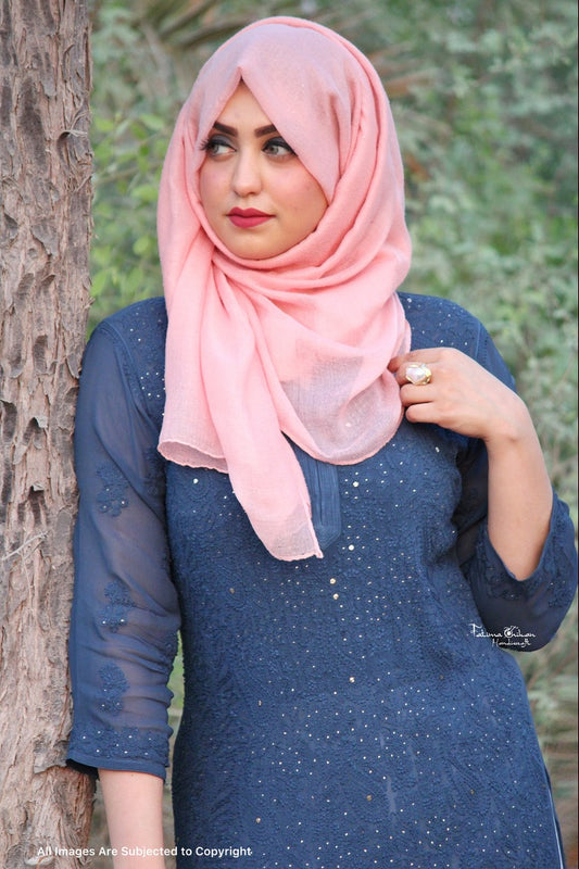 SUKAINA NAVY BLUE VISCOSE CHIKANKARI KURTA SET