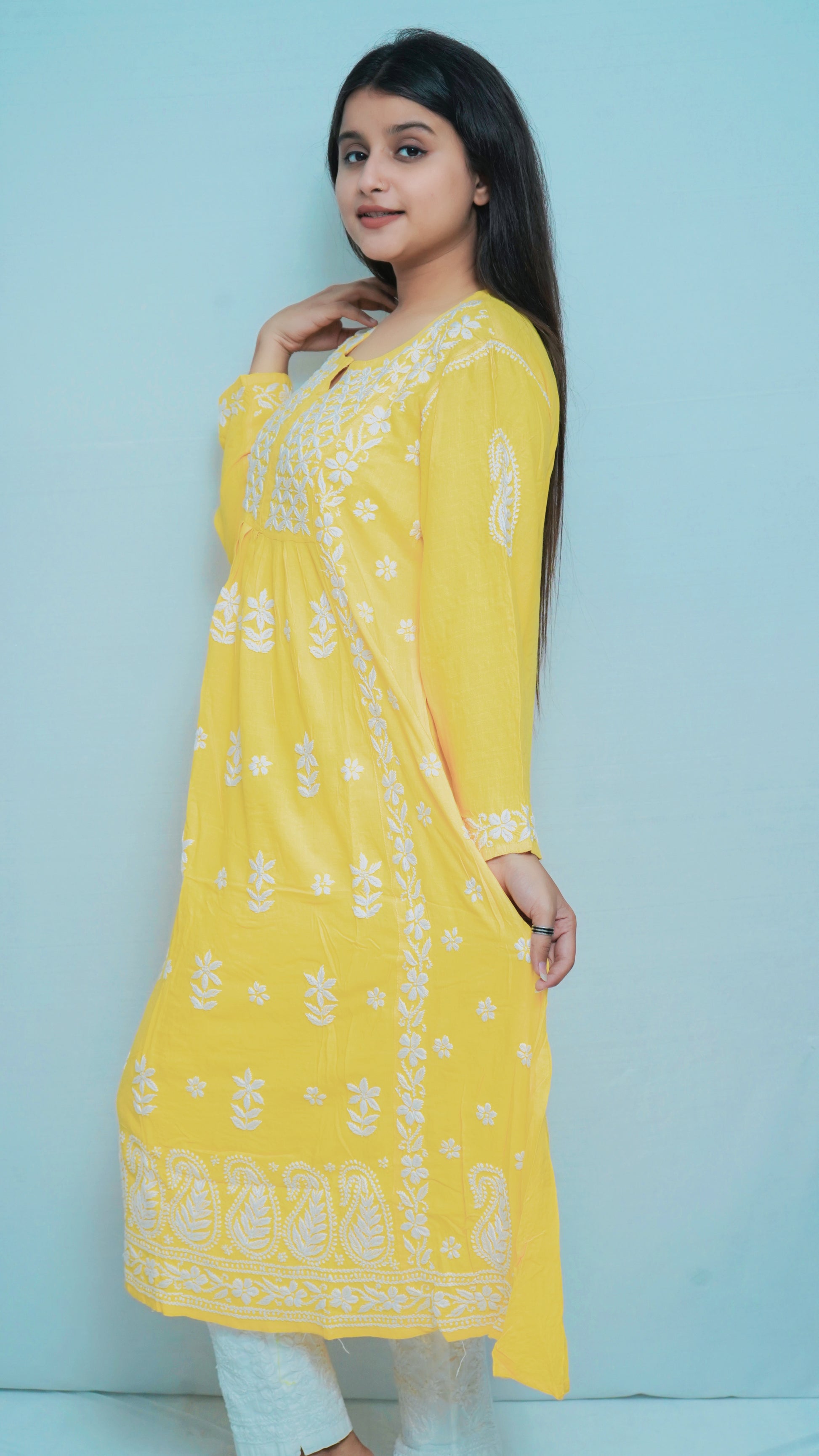 YELLOW MODAL HEAVY GAOWN