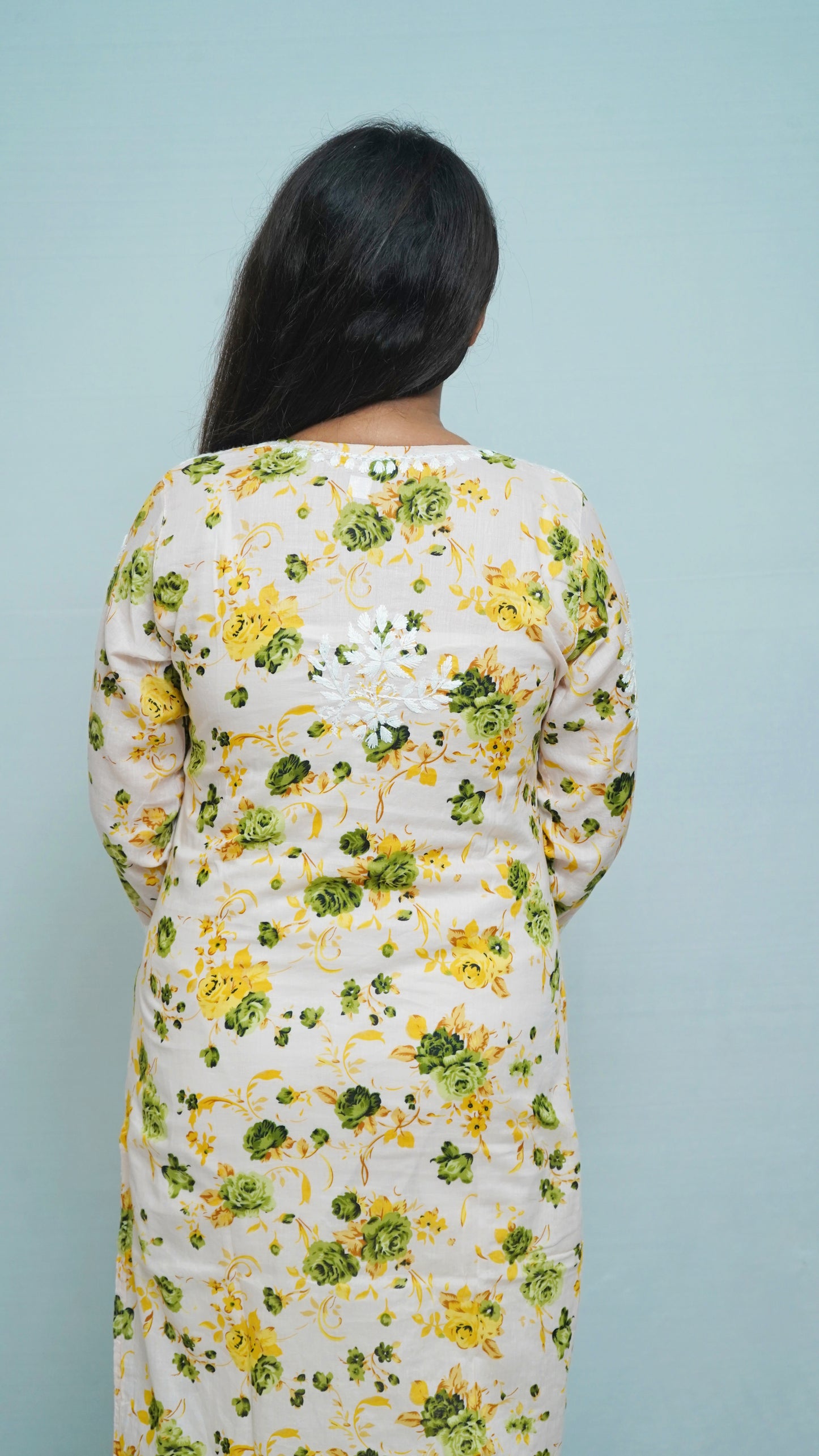 PRINTED MULMUL CHIKANKARI KURTA