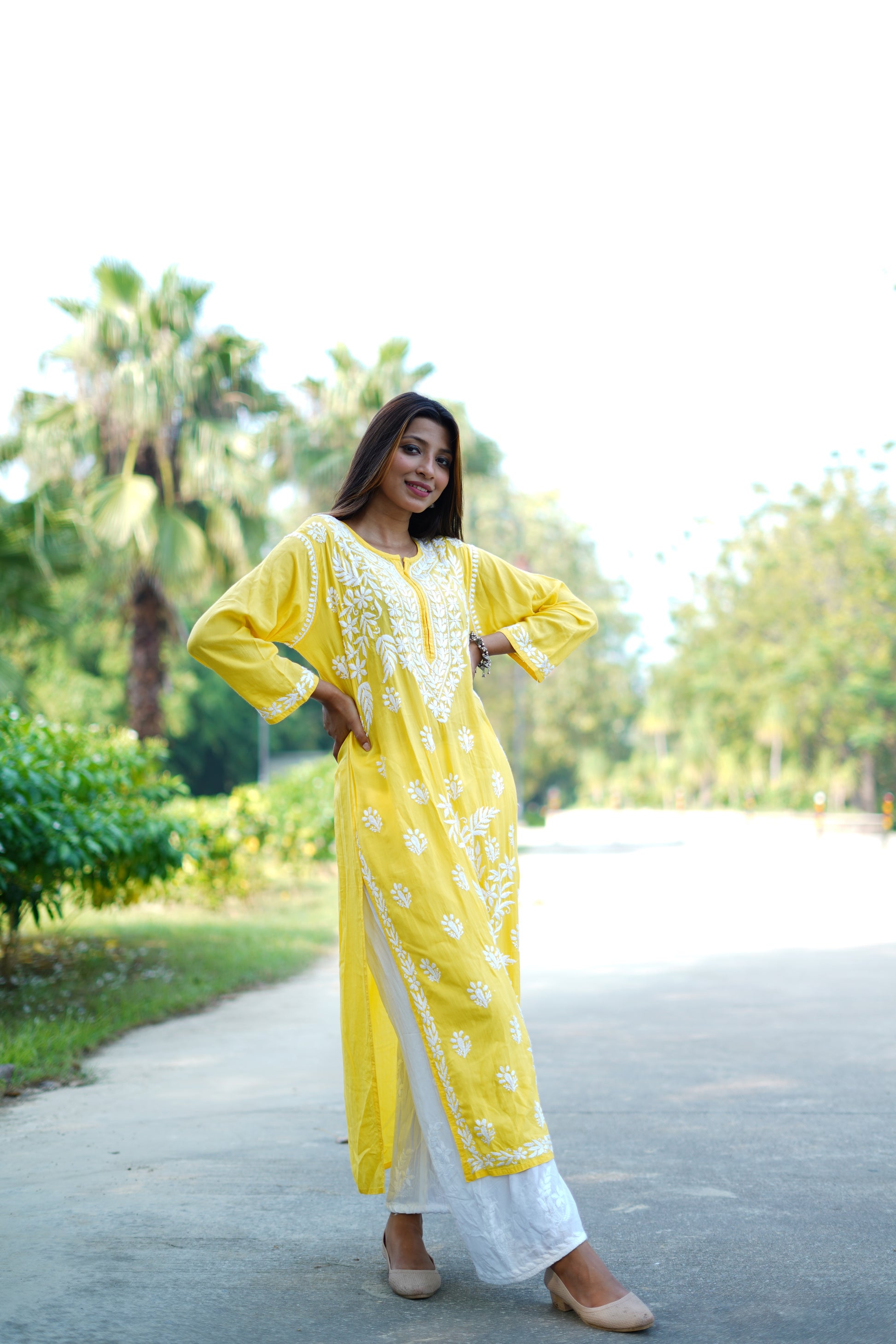 HIMANSHI YELLOW MODAL  CHIKANKARI KURTI