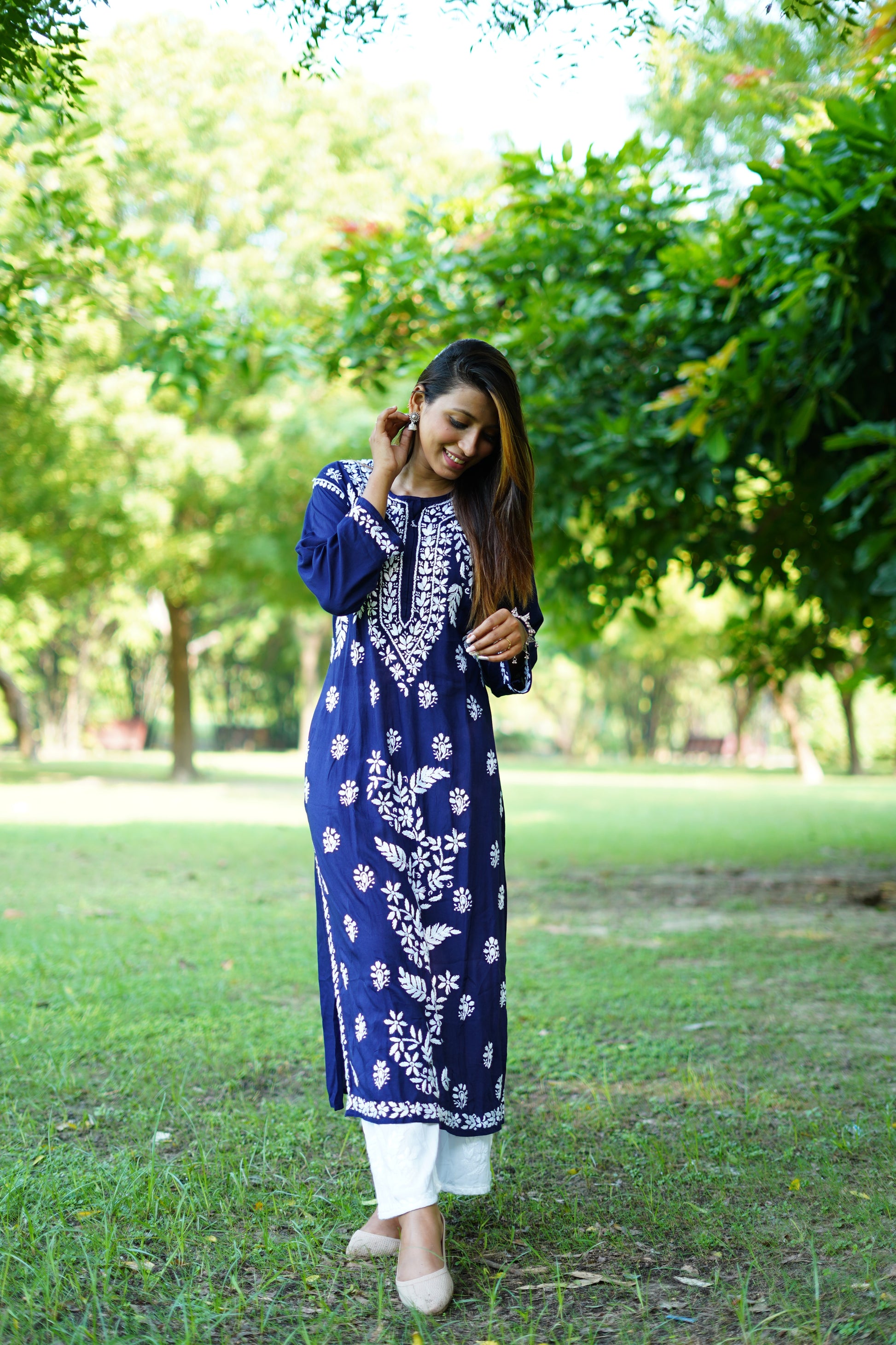 HIMANSHI ROYAL-BLUE MODAL CHIKANKARI KURTI