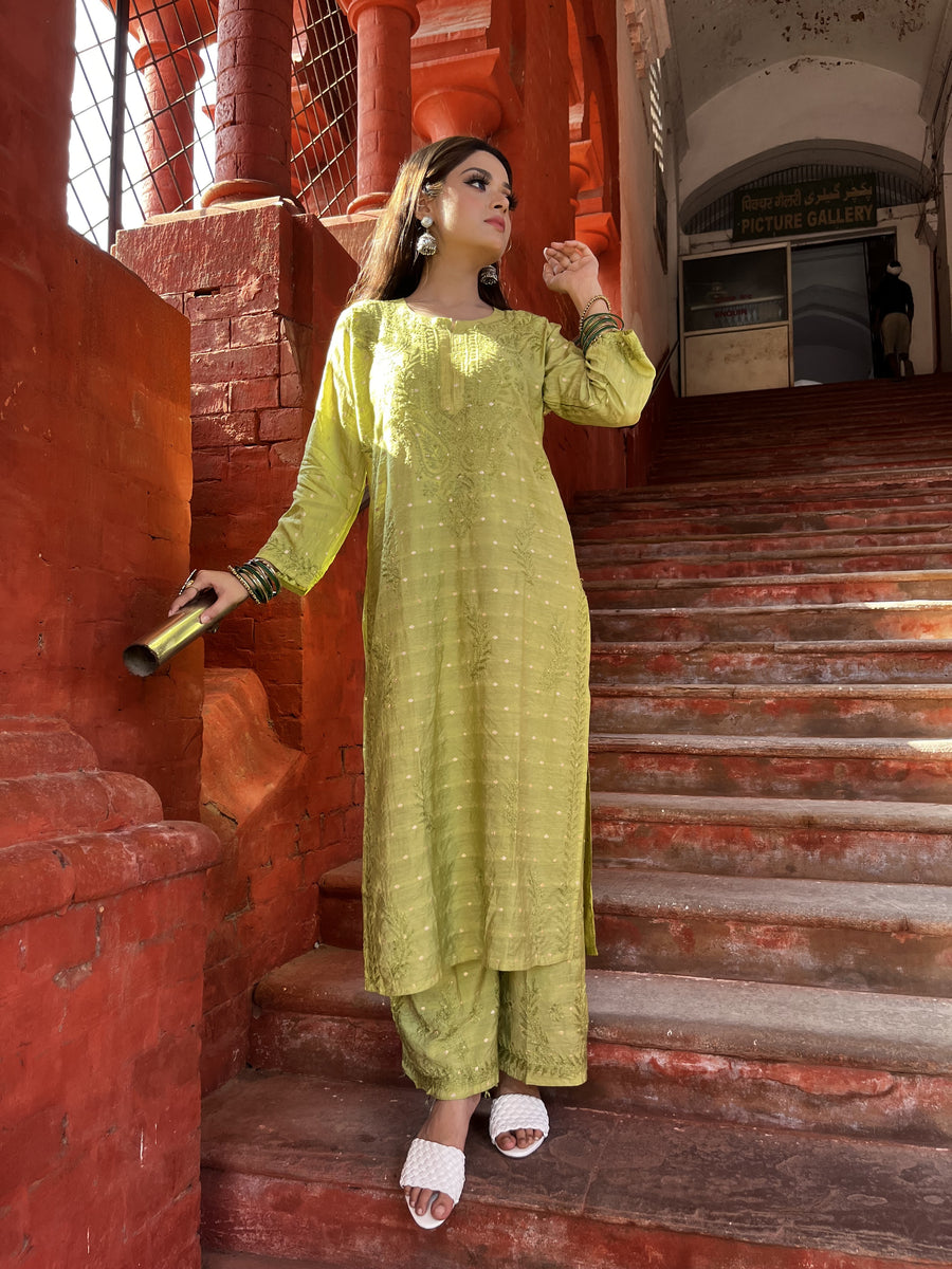 Buy Chikankari Kurtas Set Online: Stitched Suit, Chanderi, Sharara Set ...