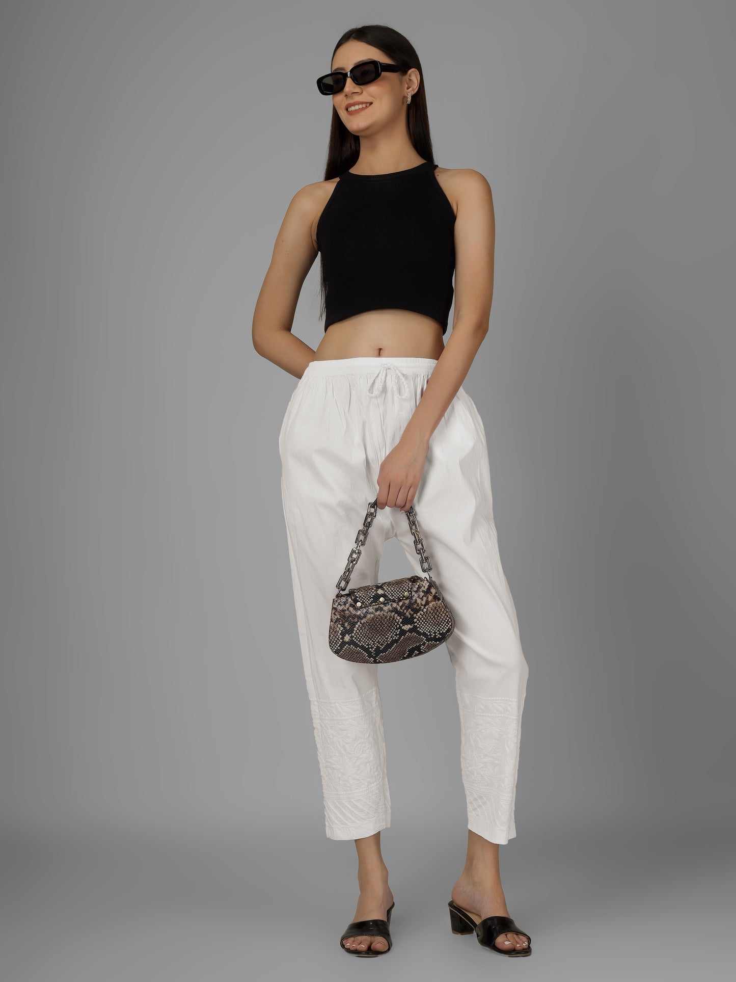STRAIGHT CHIKANKARI PANT - DHARI