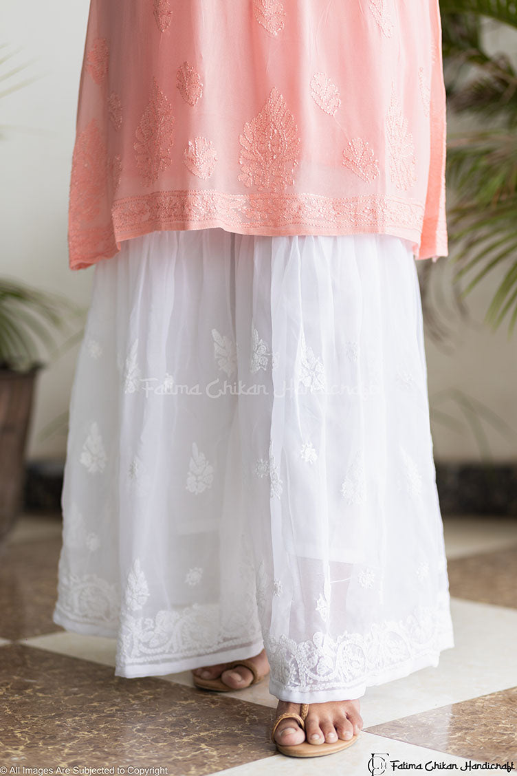 WHITE GEORGETTE SINGLE LAYER CHIKANKARI GARARA