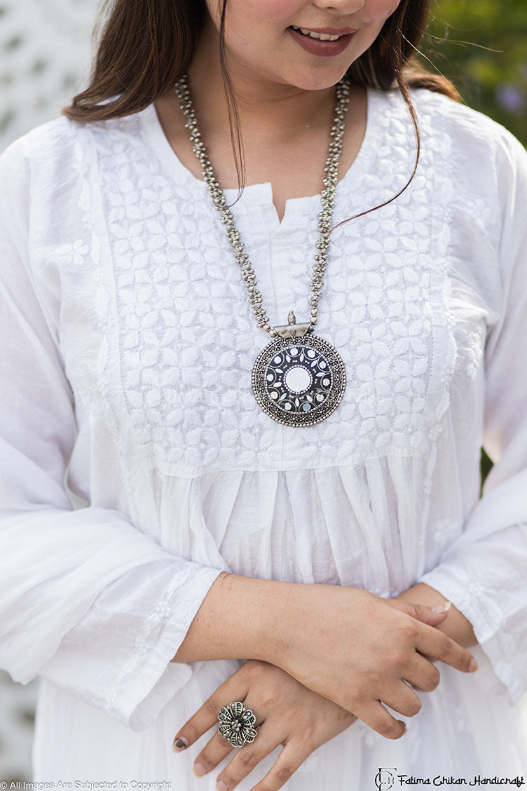 WHITE DUHA CHANDERI NYRA CHIKANKARI KURTA