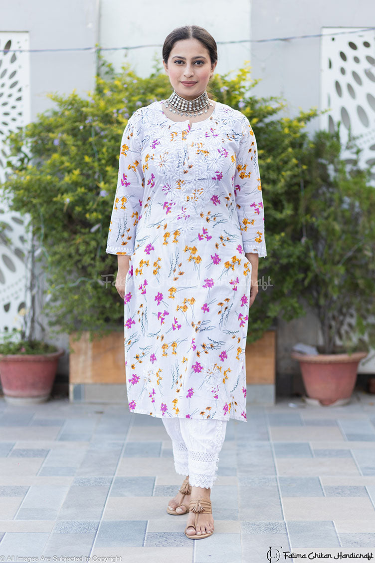 HOT PINK ZOYA MULMUL CHIKANKARI STRAIGHT KURTA